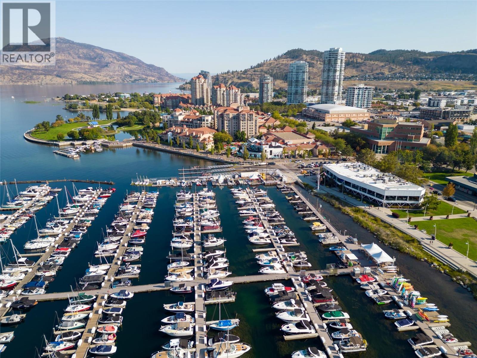 TH103 1151 Sunset Drive, Kelowna