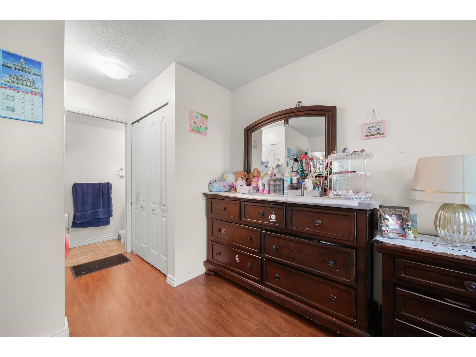 Photo 14 of 209 15991 Thrift Avenue, White Rock BC