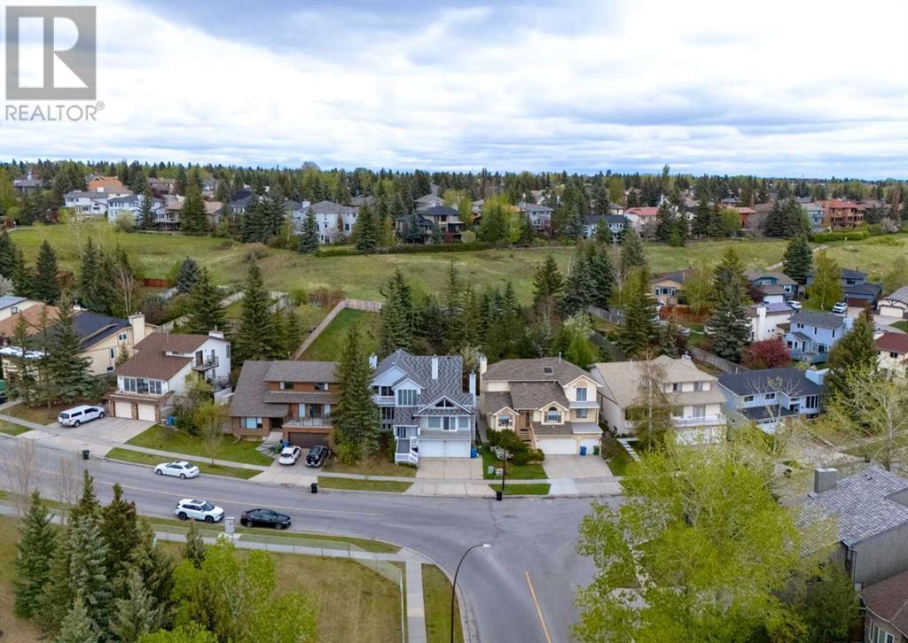 Single Family House for Sale in  Hawksbrow Drive NW Hawkwood Calgary 