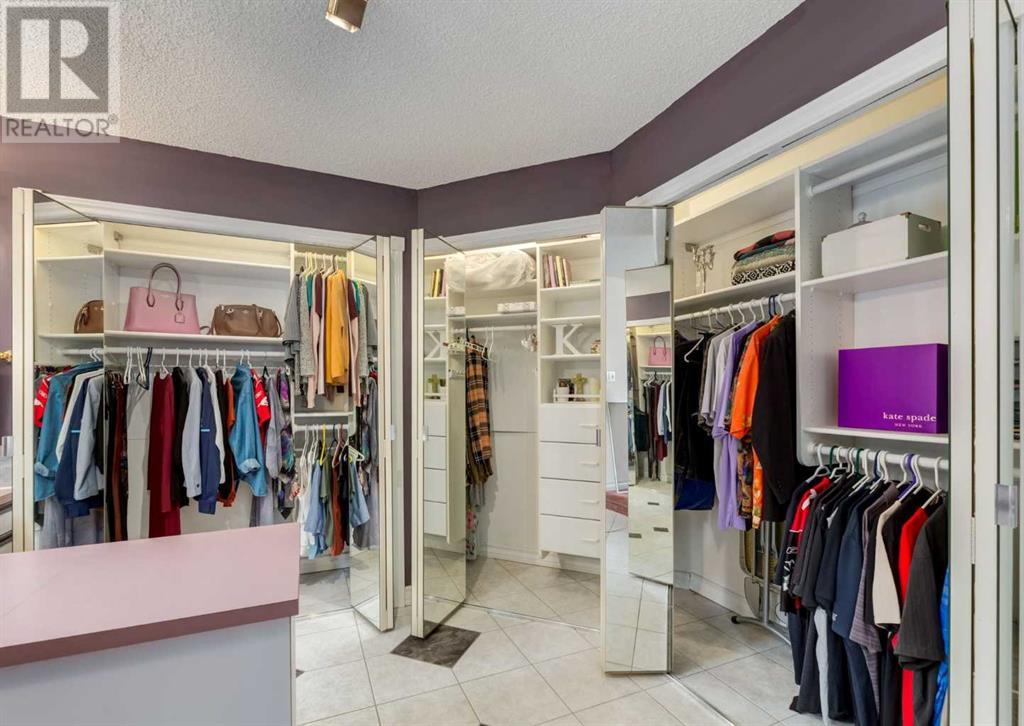 Single Family House for Sale in  Hawksbrow Drive NW Hawkwood Calgary 