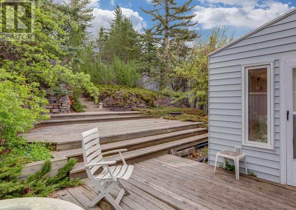 Single Family House for Sale in  Hawksbrow Drive NW Hawkwood Calgary 