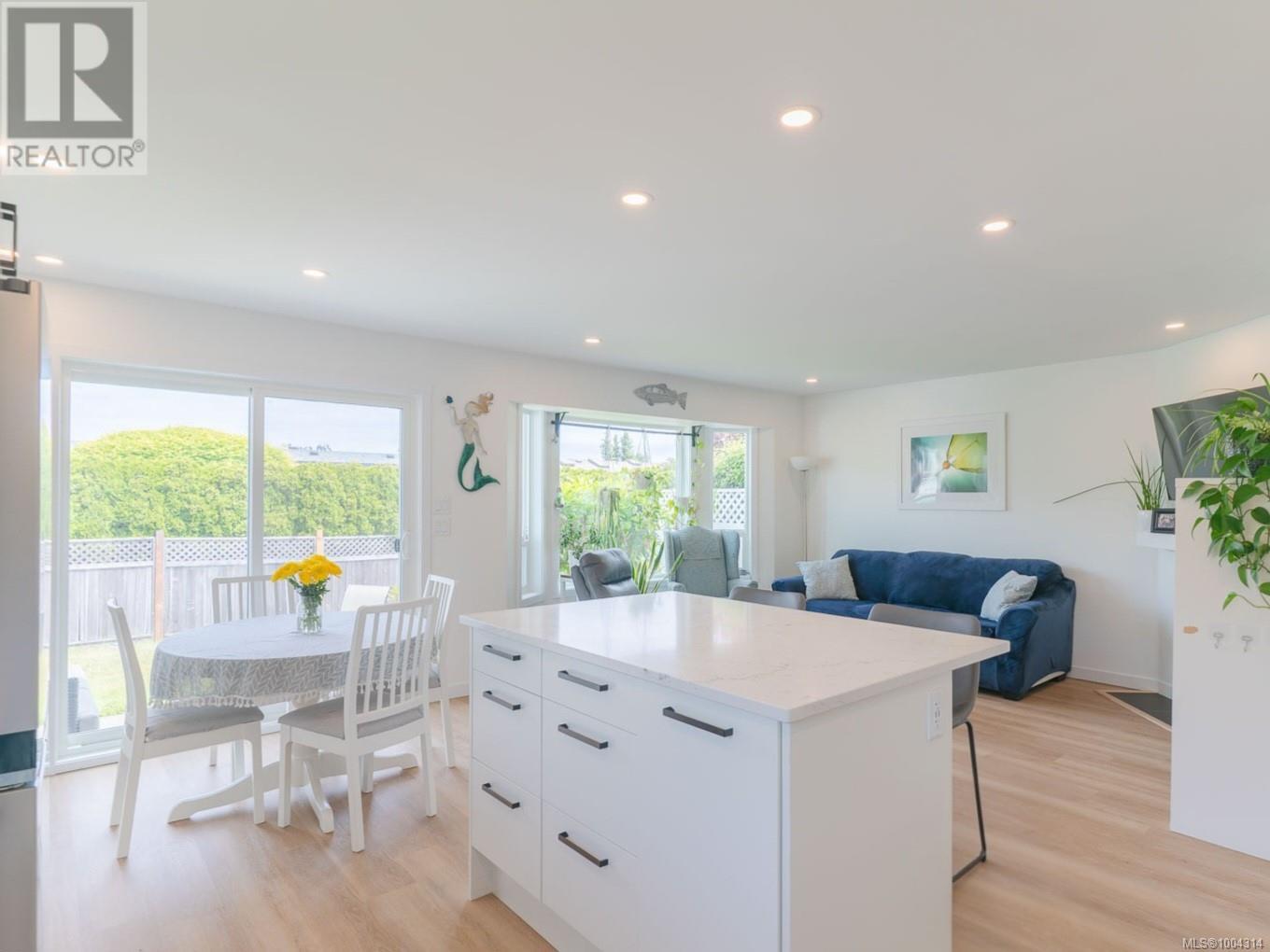 #48 6245 BLUEBACK RD - Image 10