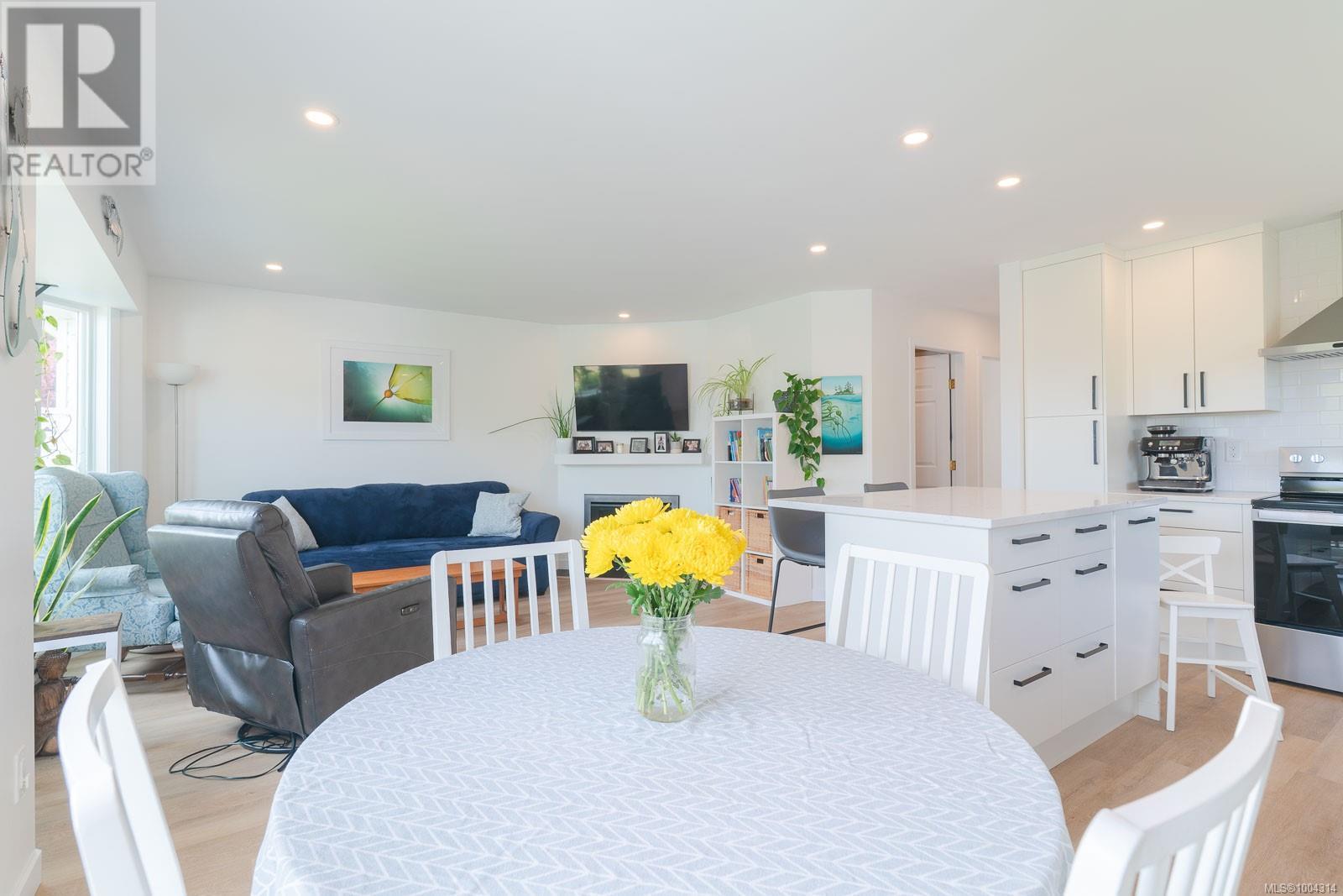 #48 6245 BLUEBACK RD - Image 12