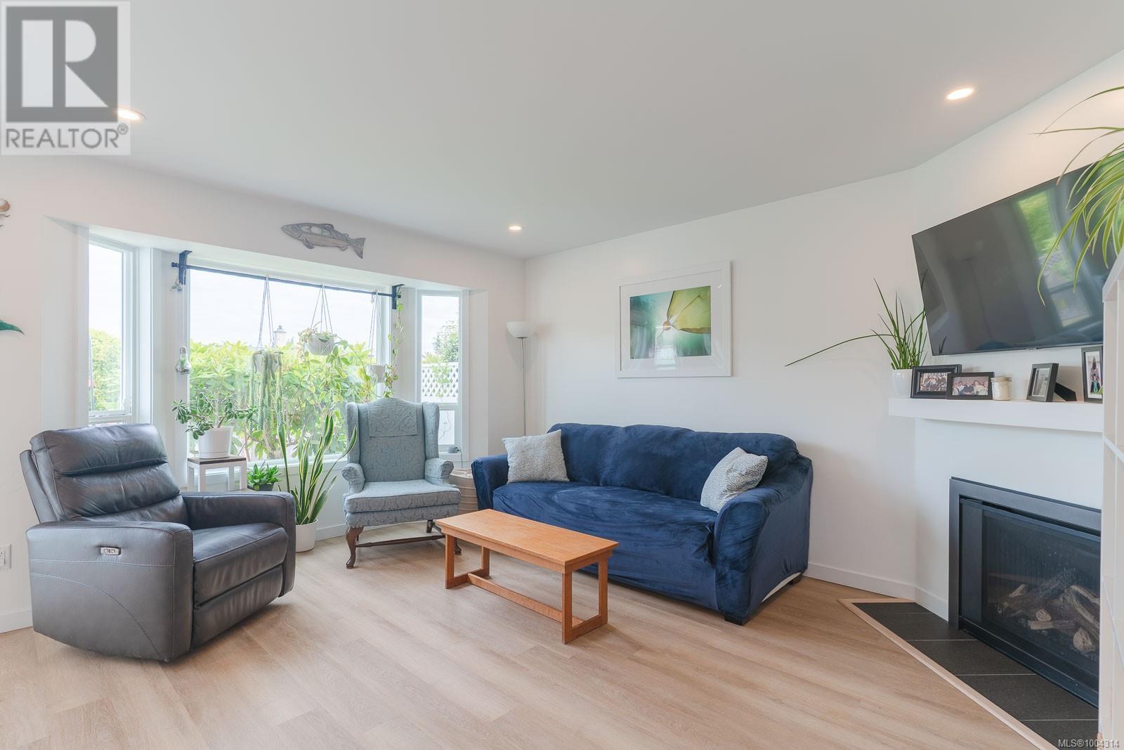 #48 6245 BLUEBACK RD - Image 13