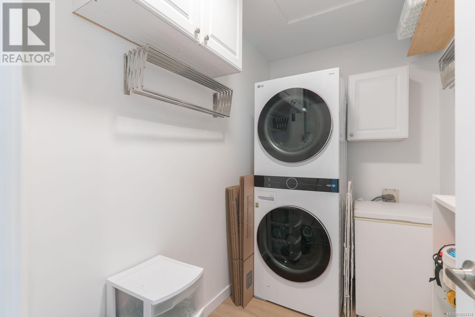 #48 6245 BLUEBACK RD - Image 16