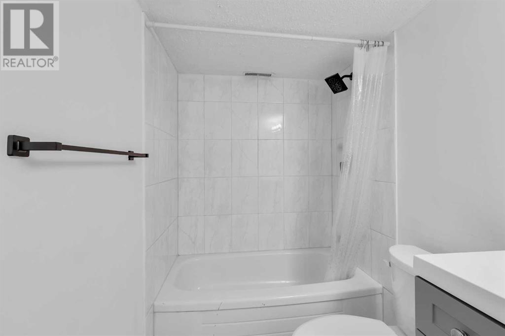 Single Family House for Sale in  Radcliffe Crescent SE Albert Park/Radisson Heights Calgary 
