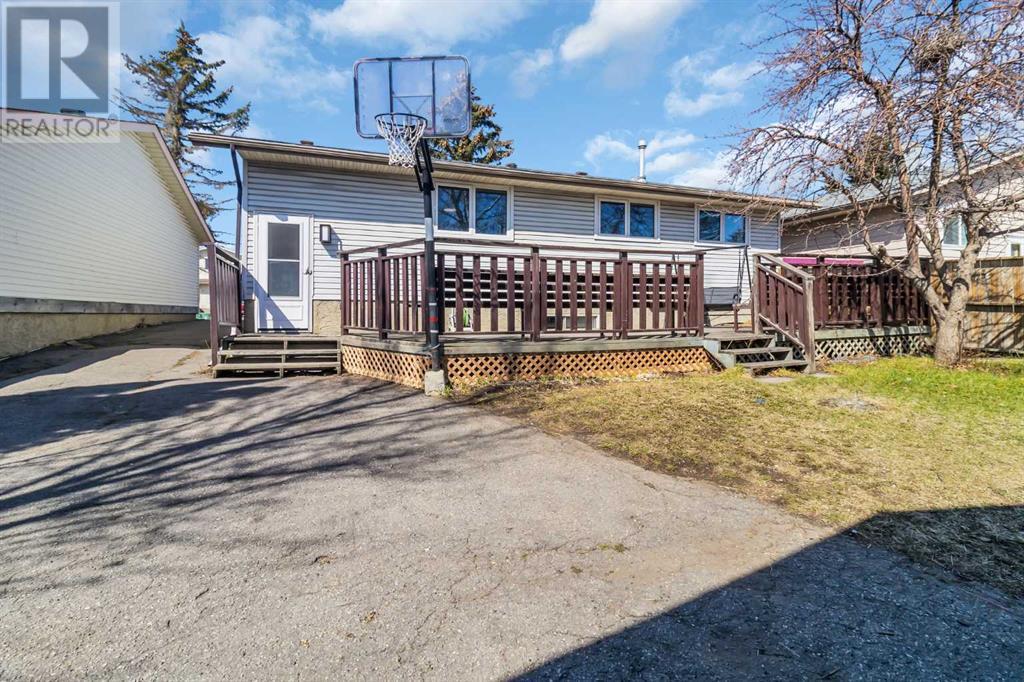 Single Family House for Sale in  Radcliffe Crescent SE Albert Park/Radisson Heights Calgary 
