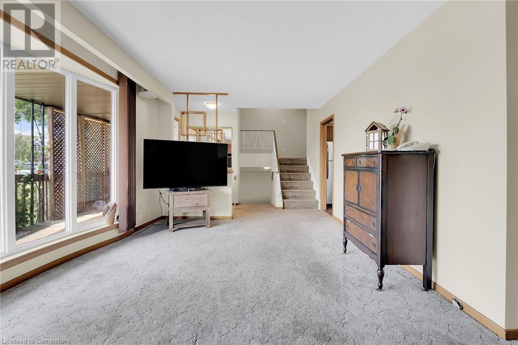 Photo 7 of 54 Berko Avenue, Hamilton ON