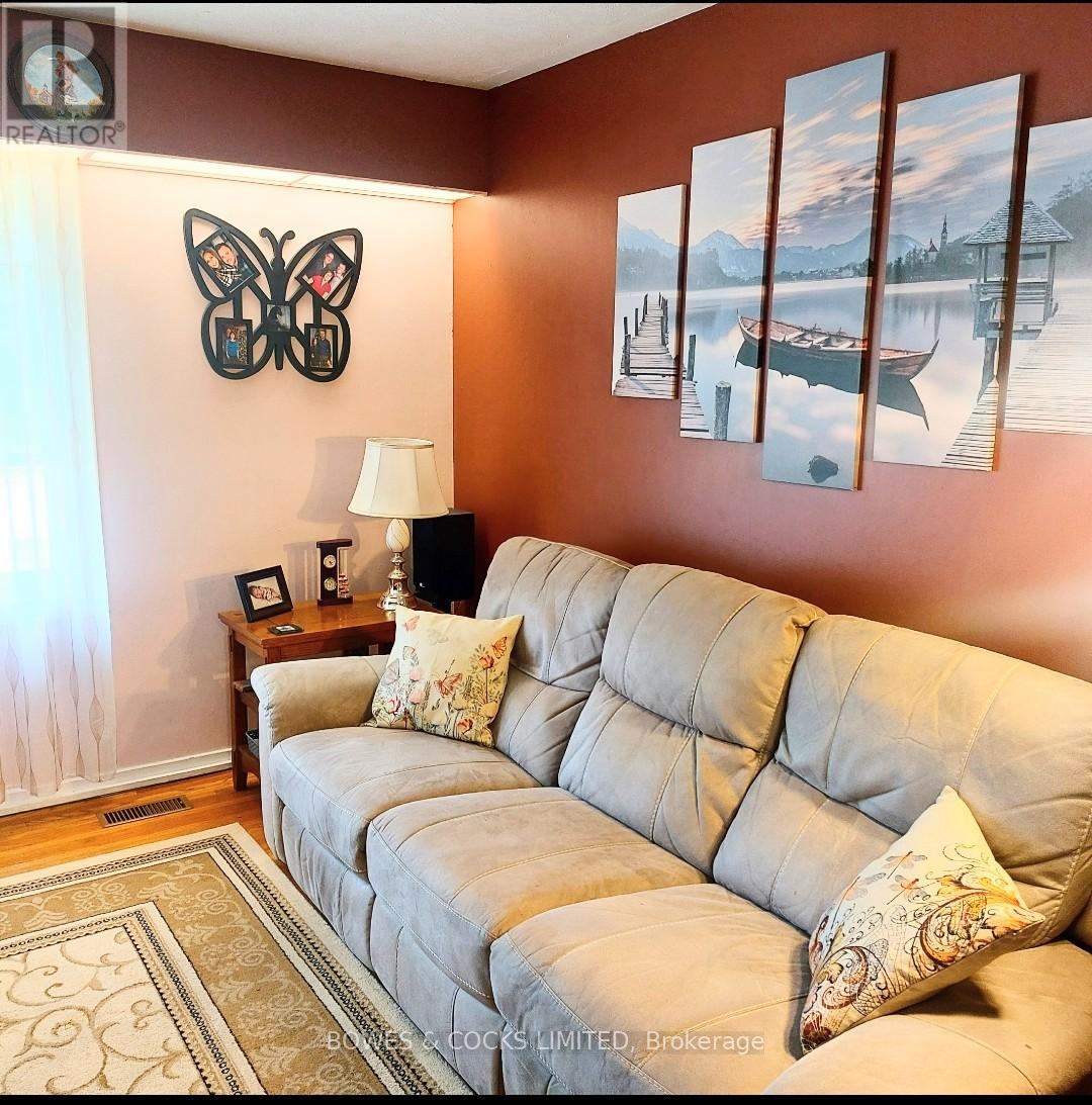 Photo 4 of 99 Maple Street, Bancroft ON
