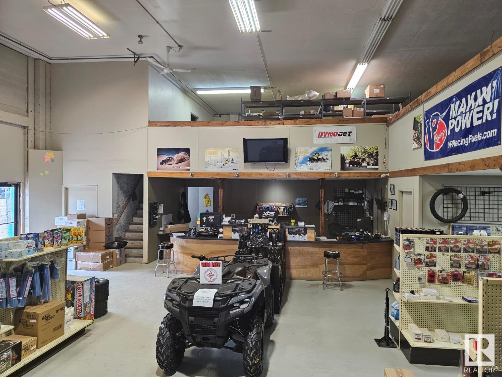 Photo 4 of 5512 50 Av, Drayton Valley AB