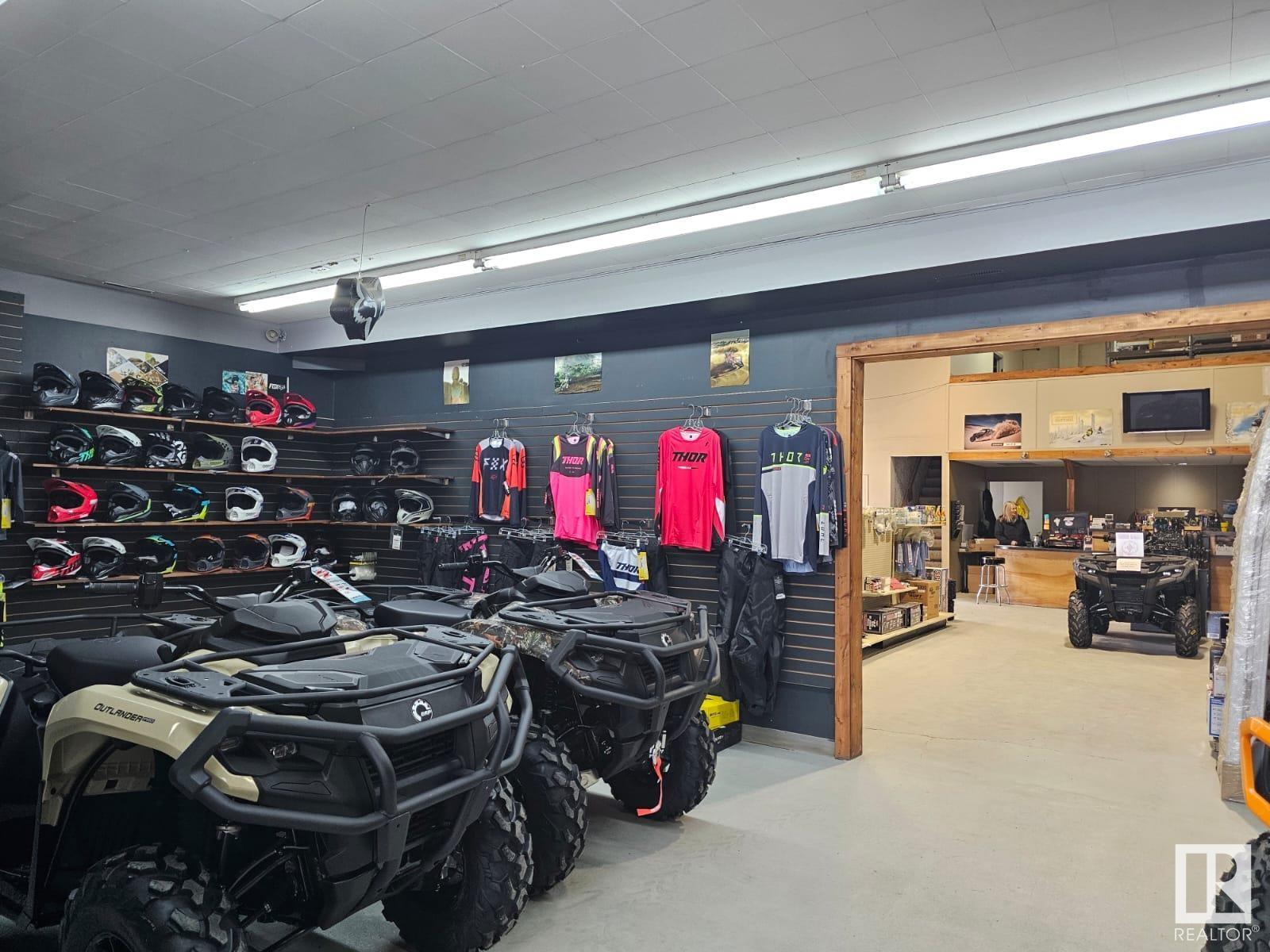 Photo 11 of 5512 50 Av, Drayton Valley AB
