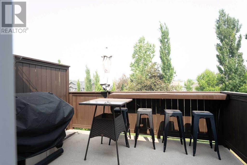 Single Family House Bi-level for Sale in  Mt Sunburst Place W Sunridge Lethbridge 