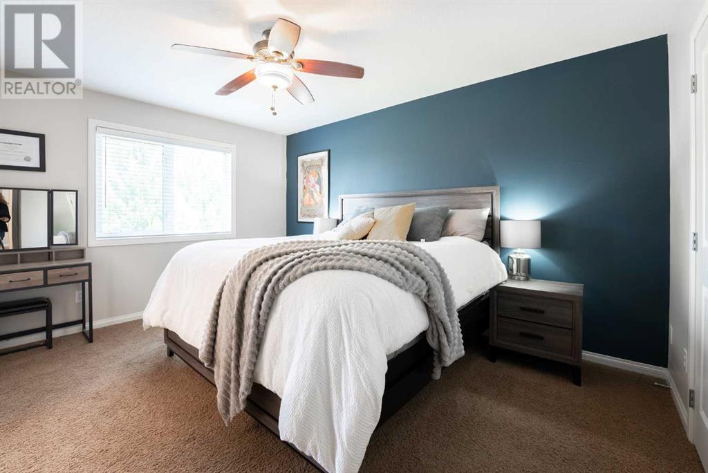 Single Family House Bi-level for Sale in  Mt Sunburst Place W Sunridge Lethbridge 