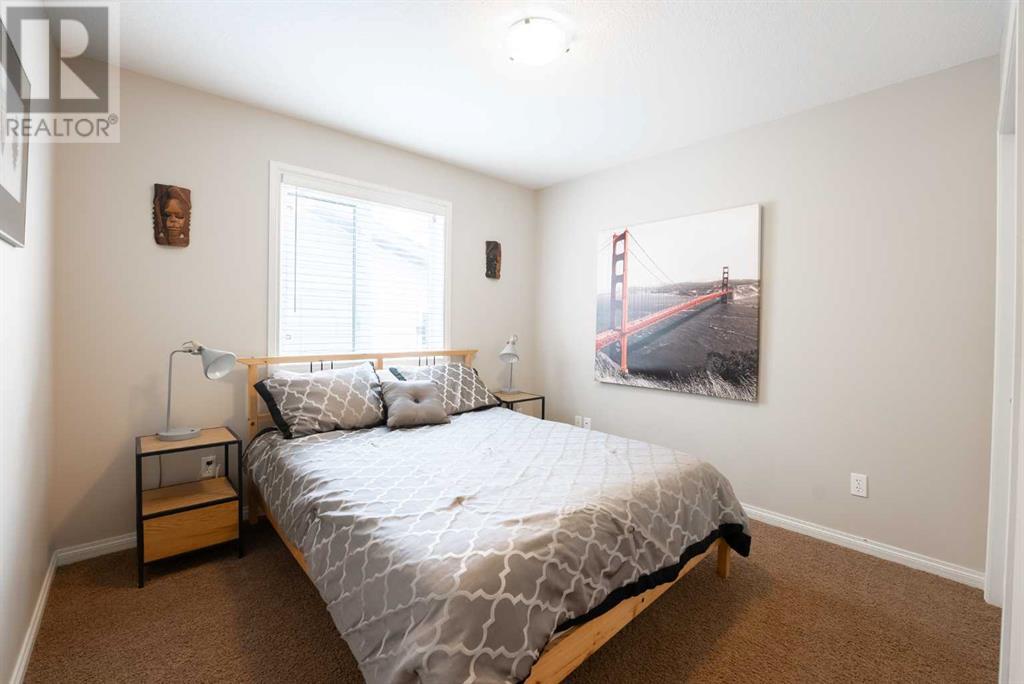 Single Family House Bi-level for Sale in  Mt Sunburst Place W Sunridge Lethbridge 