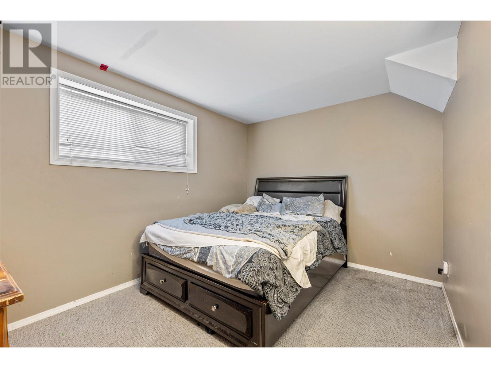 Photo 33 of 971 Kirkland Place, Kamloops BC