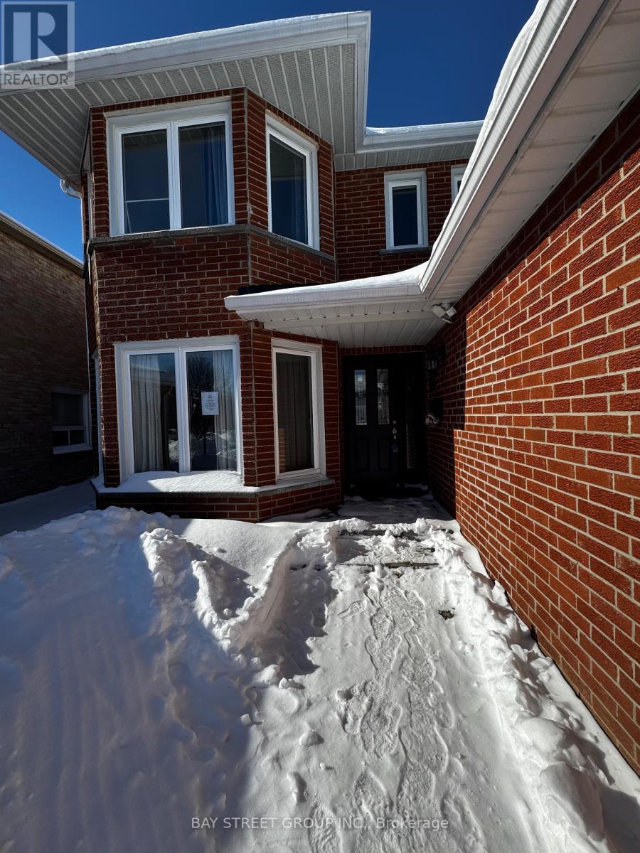 Photo 33 of 170 Bethany Leigh Drive, Toronto ON