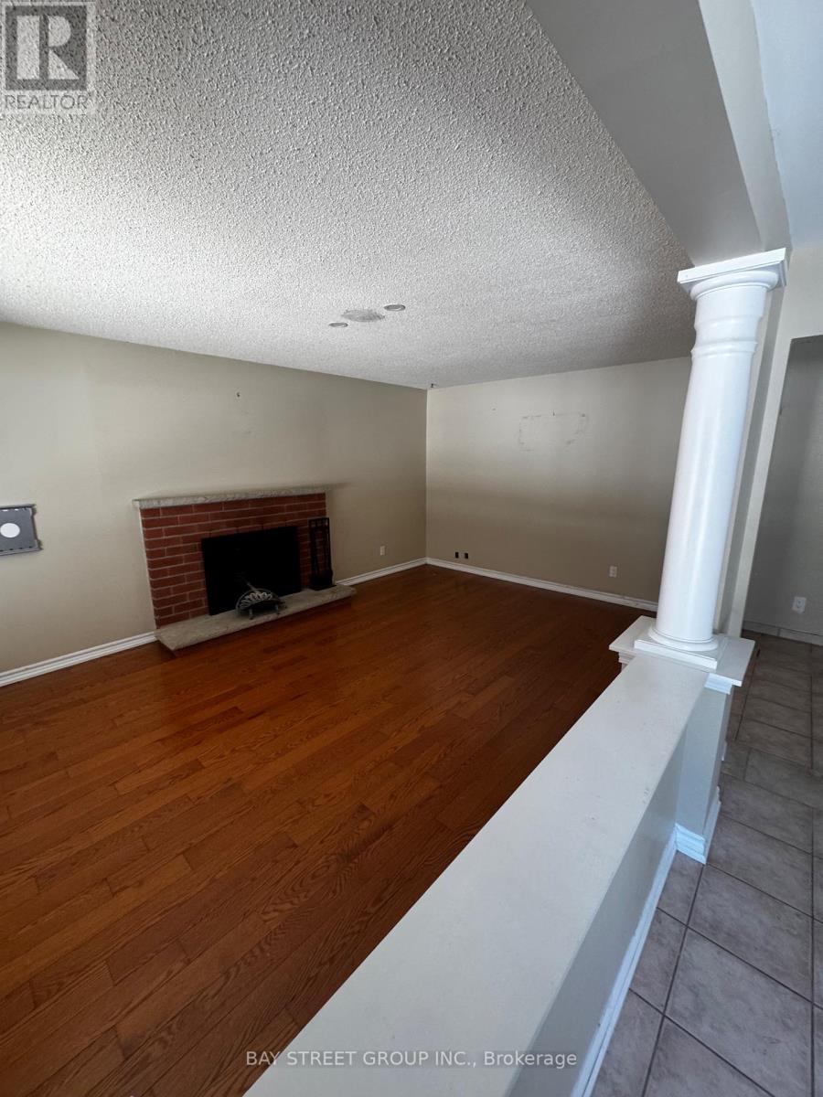 Photo 15 of 170 Bethany Leigh Drive, Toronto ON