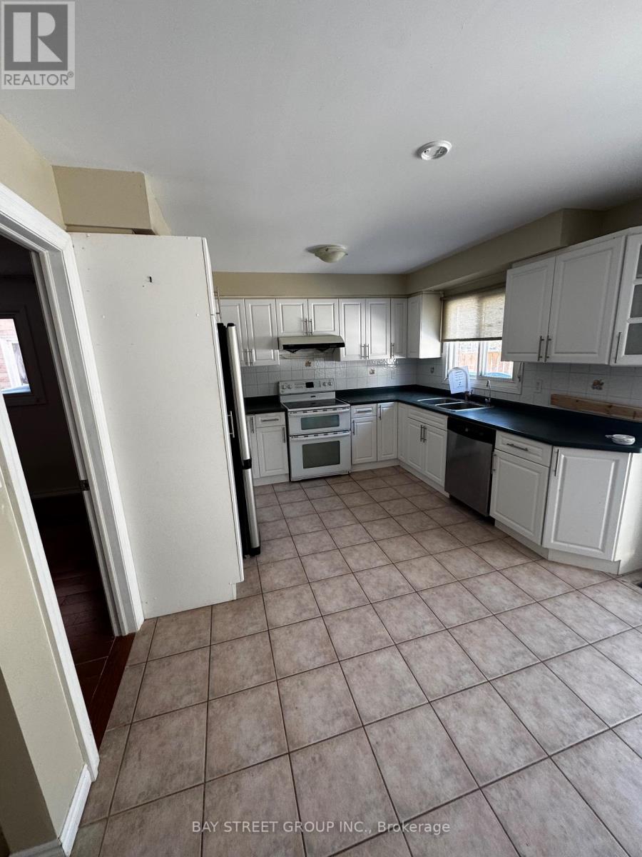 Photo 37 of 170 Bethany Leigh Drive, Toronto ON