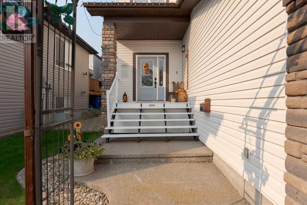 Photo 8 of 135 Crane Place, Fort Mcmurray AB