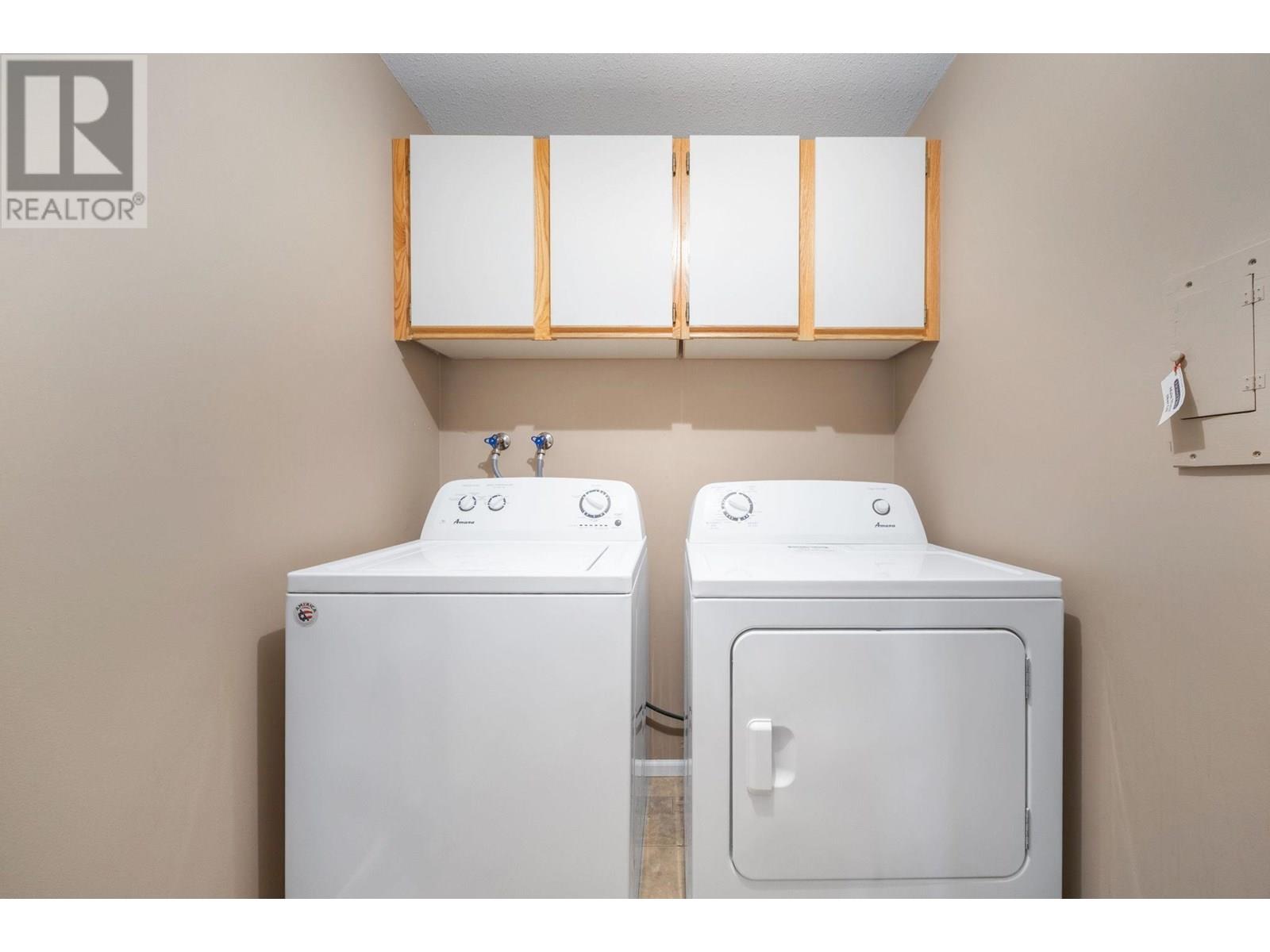 205 255 McIntosh Road, Kelowna