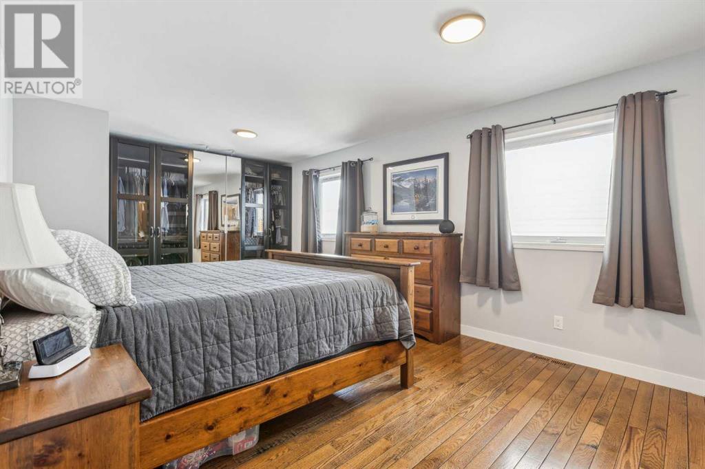 Single Family House Bungalow for Sale in  Arbour Wood Close NW Arbour Lake Calgary 