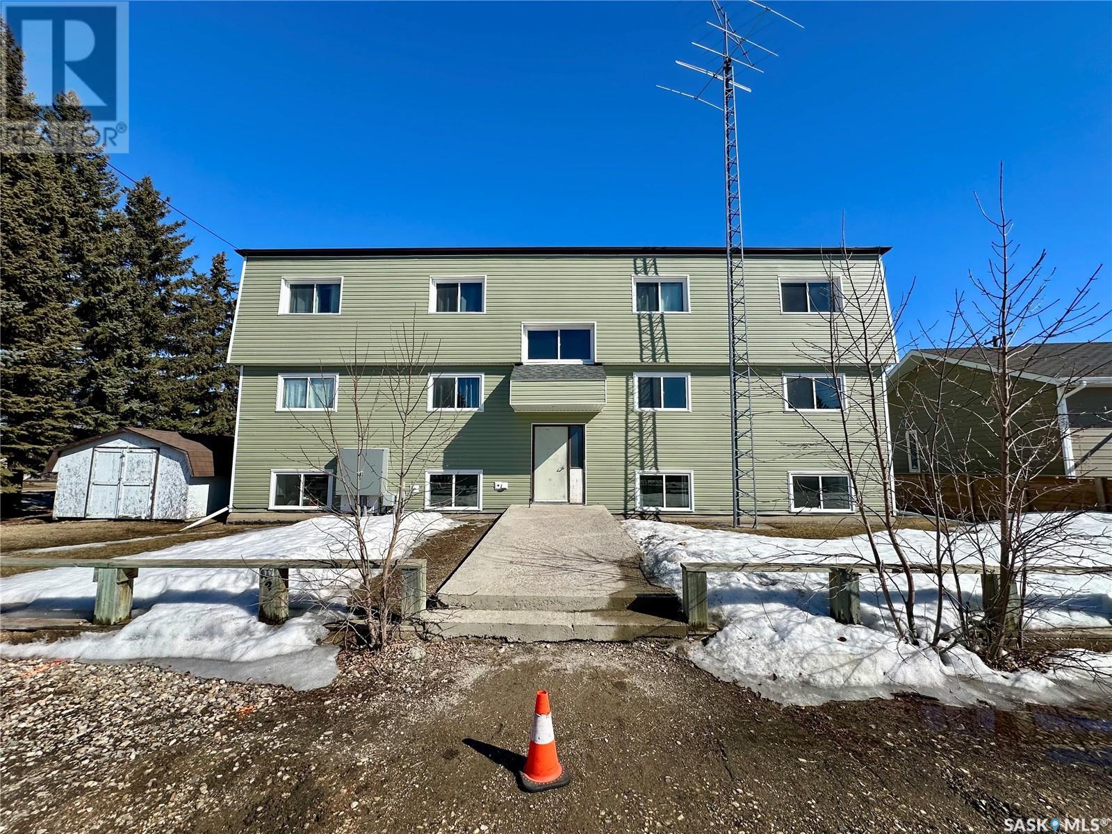 Photo 15 of 1905 101st Street, Tisdale SK
