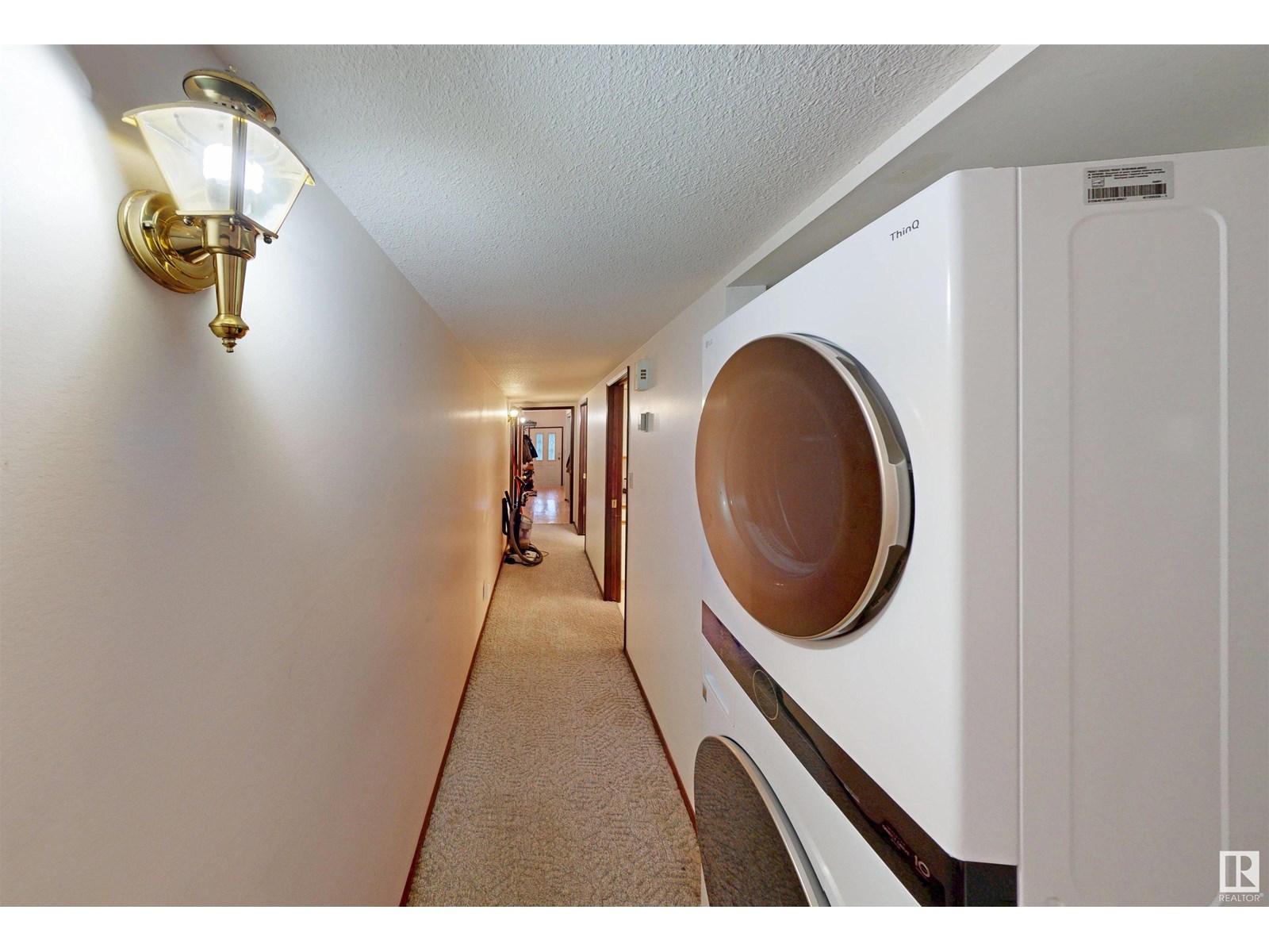 Photo 9 of 7914 7916 110 St Nw, Edmonton AB