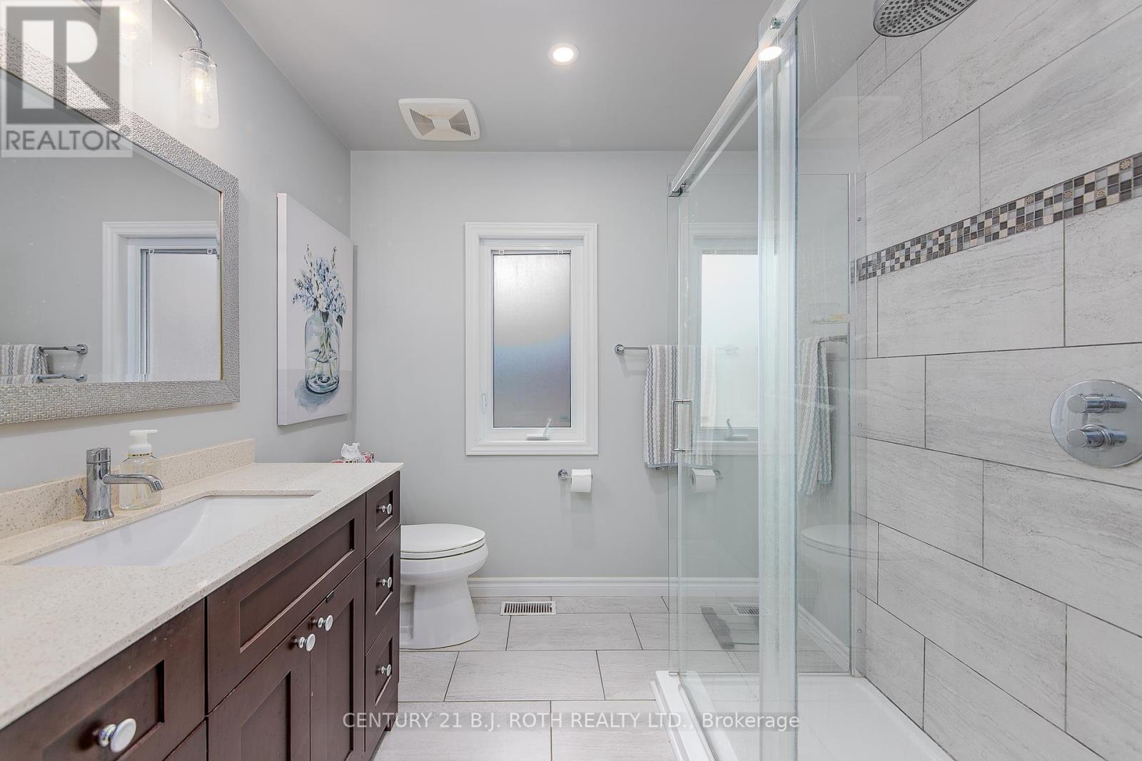 Photo 25 of 6495 13 Th Line, New Tecumseth ON