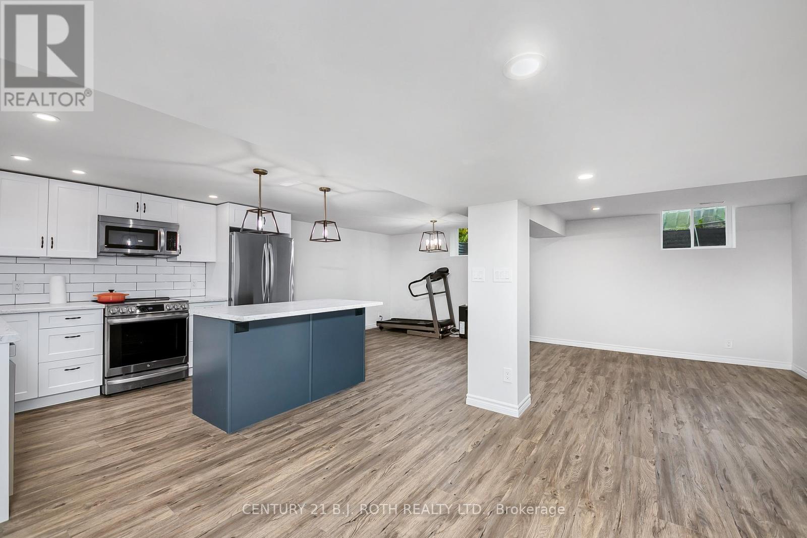 Photo 26 of 6495 13 Th Line, New Tecumseth ON