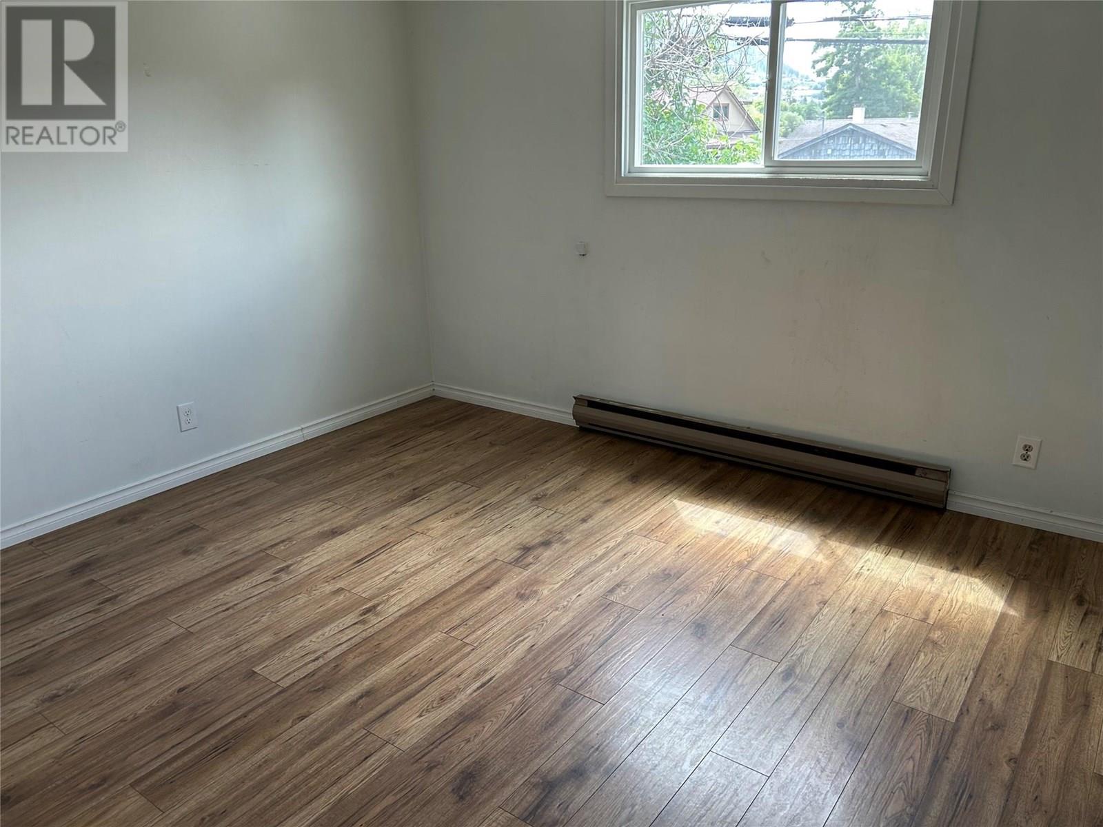  2571 Lakeshore Road, Vernon