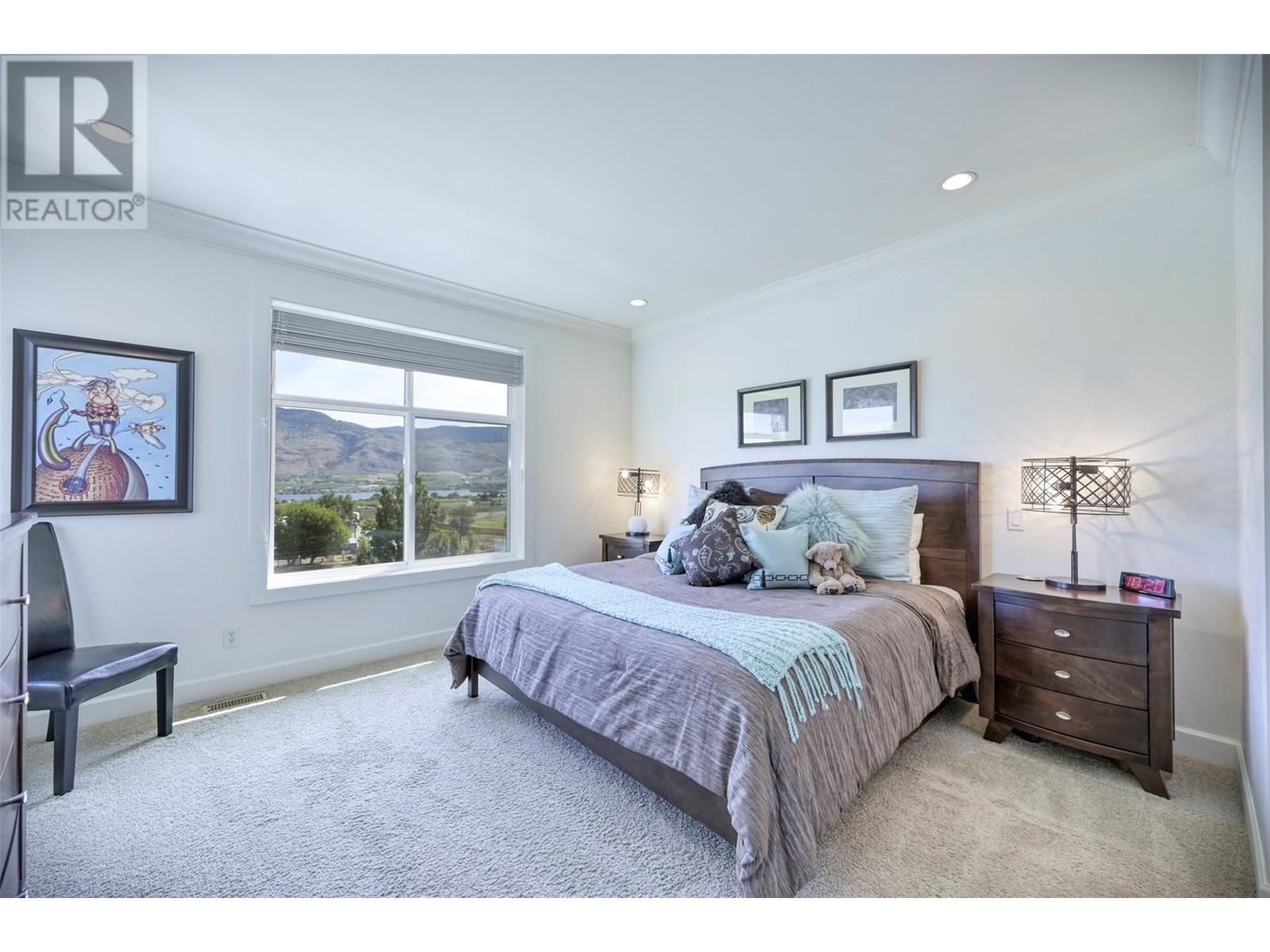 4215 PEBBLE BEACH Drive, Osoyoos
