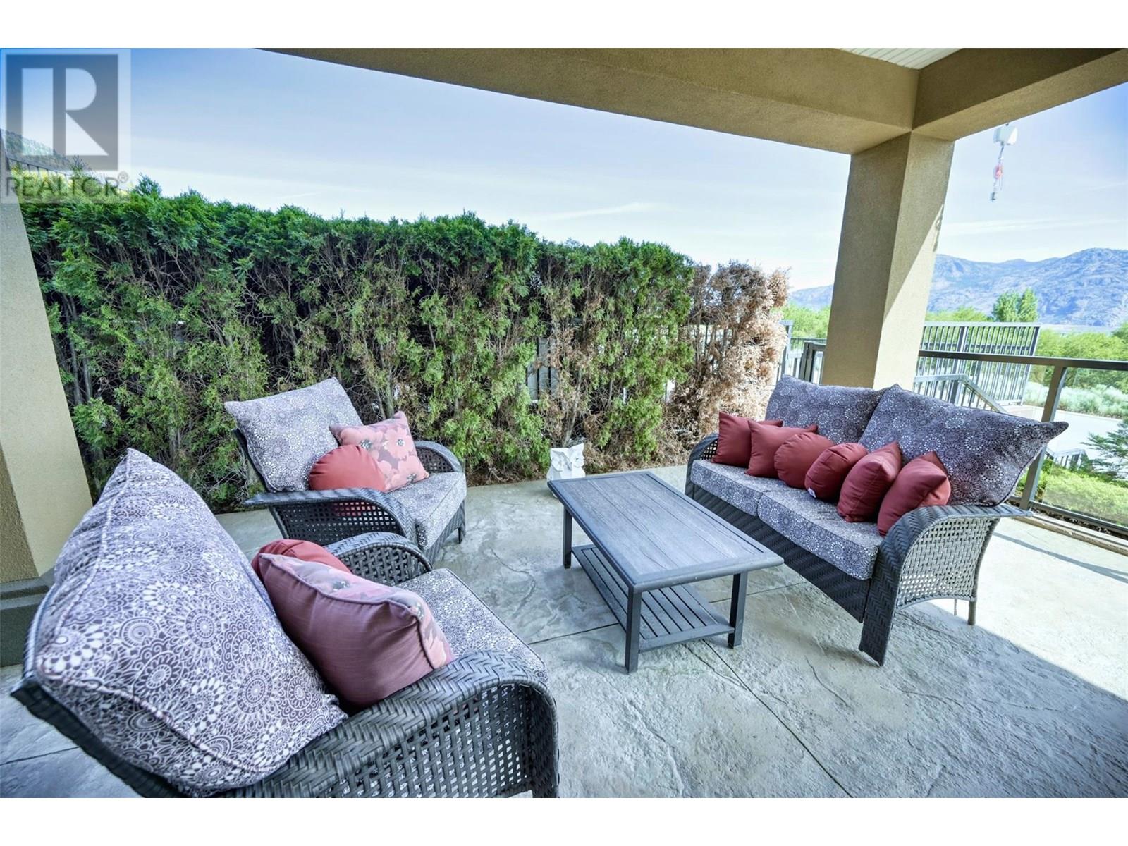 4215 PEBBLE BEACH Drive, Osoyoos