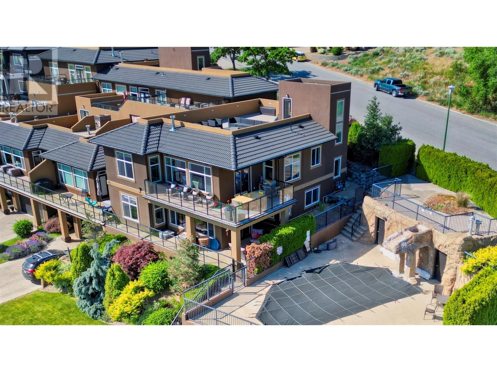 4215 PEBBLE BEACH Drive, Osoyoos