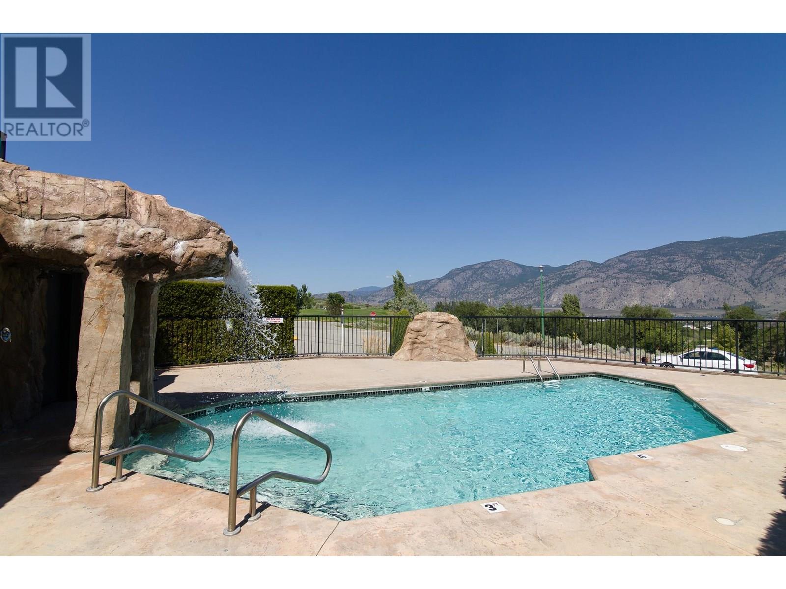 4215 PEBBLE BEACH Drive, Osoyoos