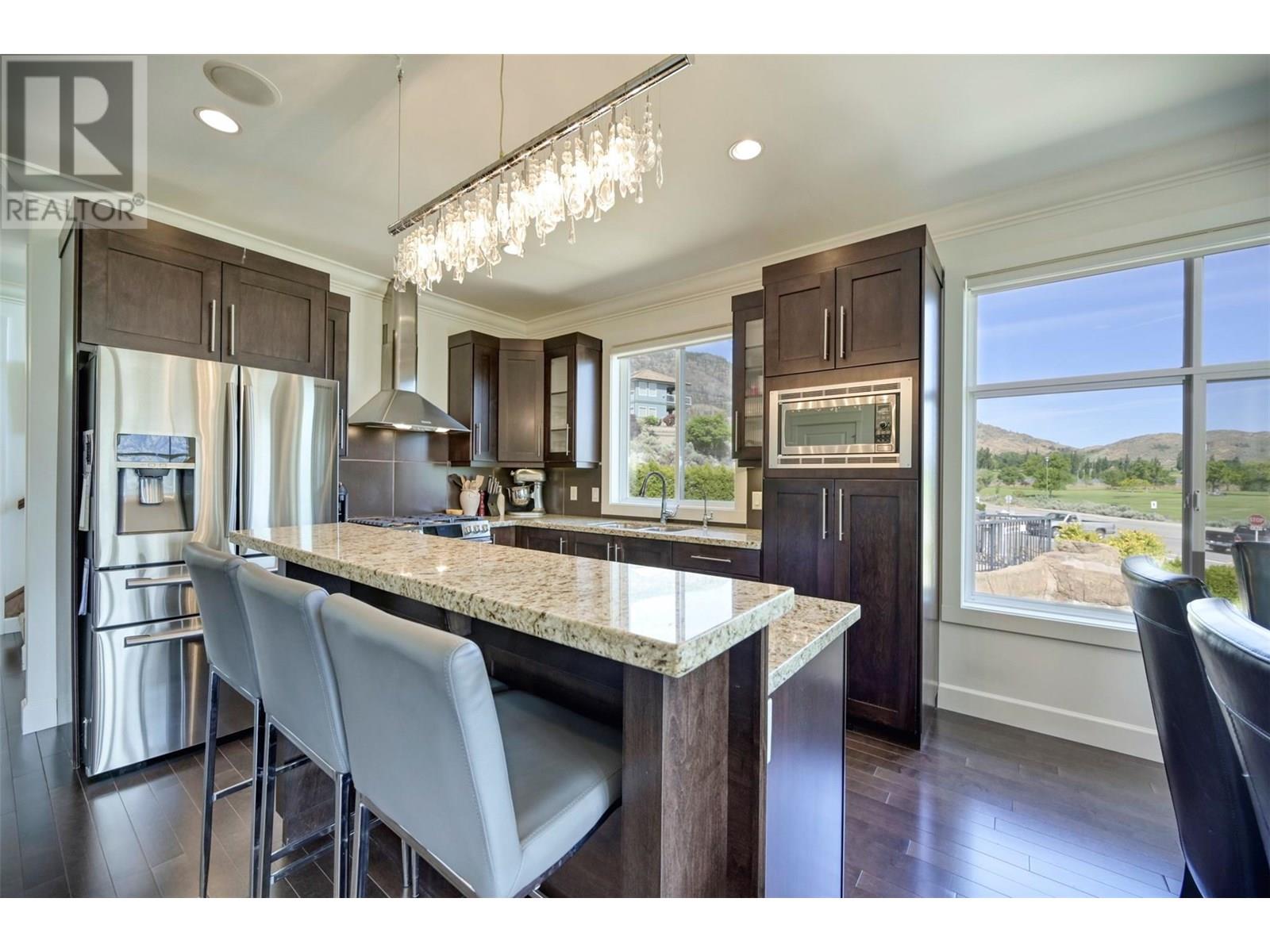 4215 PEBBLE BEACH Drive, Osoyoos