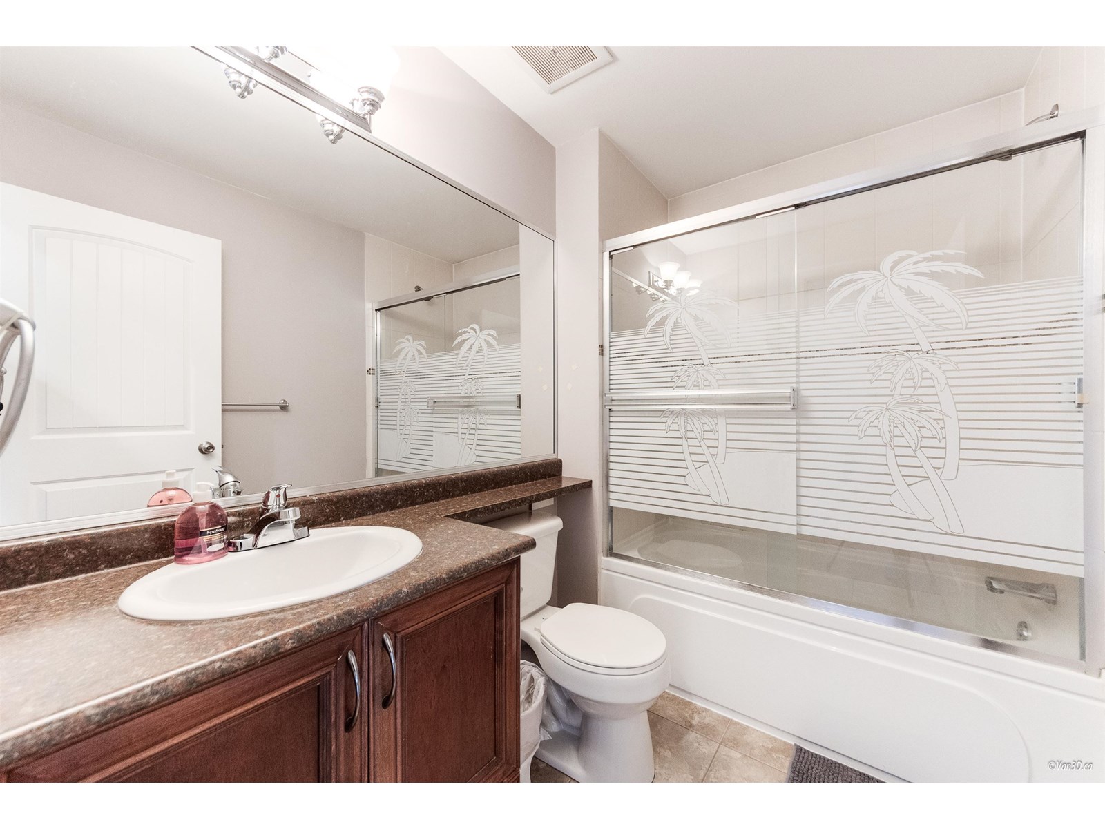 Photo 16 of 10627 144th Street, Surrey BC