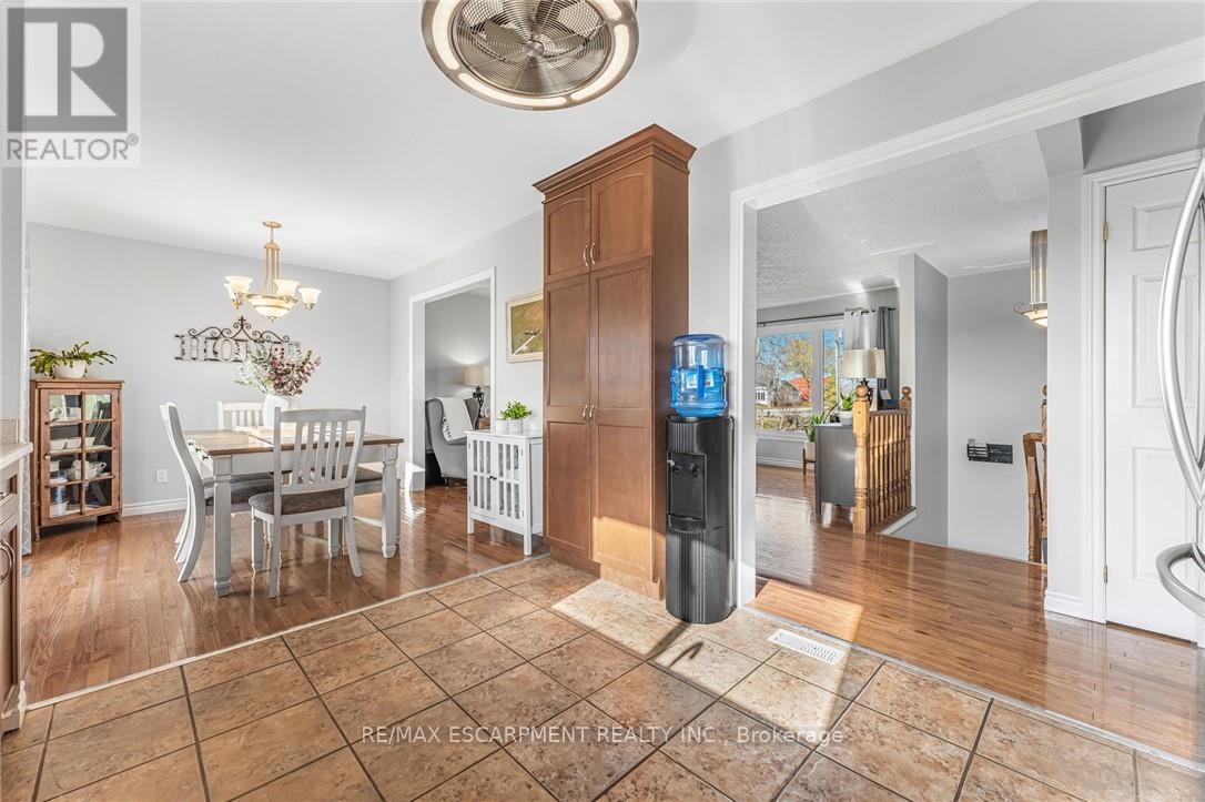 Photo 8 of 7761 Canborough Road, Haldimand ON