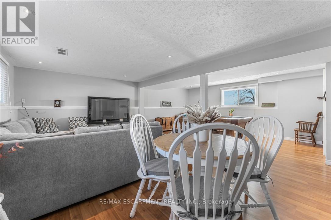Photo 6 of 7761 Canborough Road, Haldimand ON
