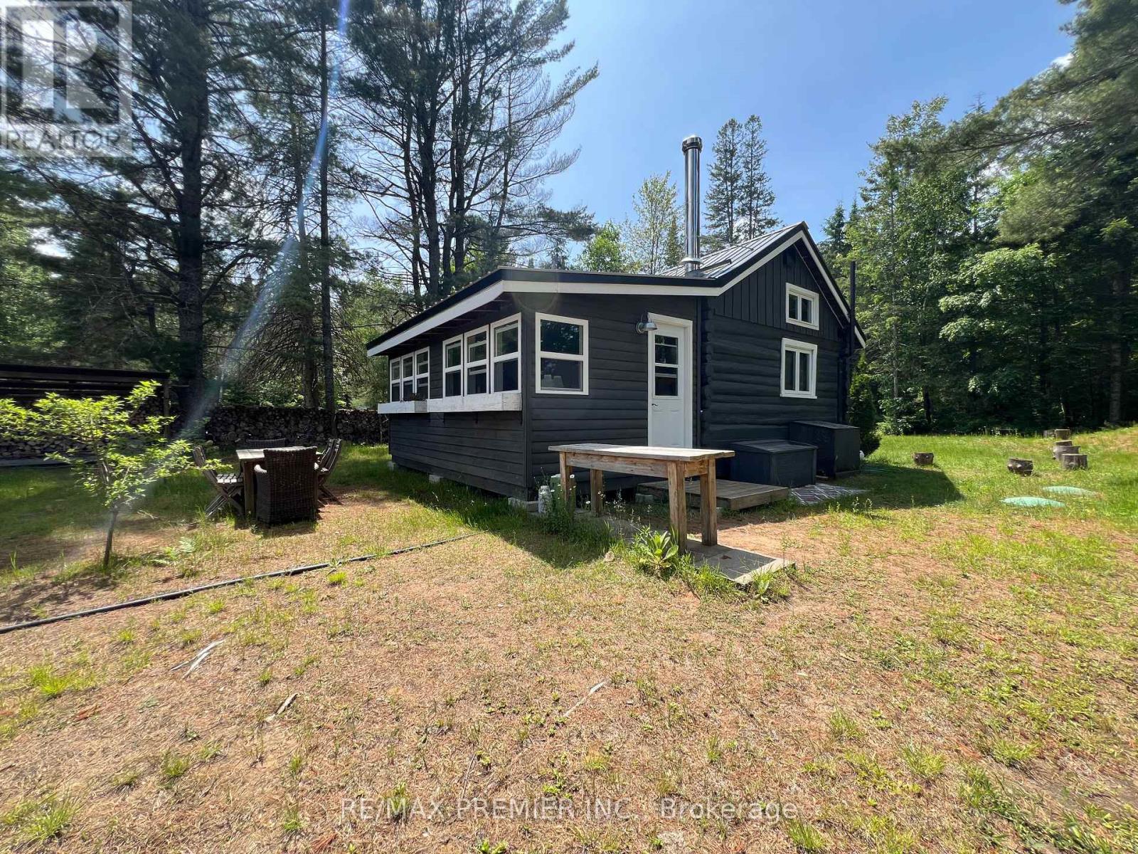 Photo 4 of 1130 Colony Road, Lake Of Bays ON
