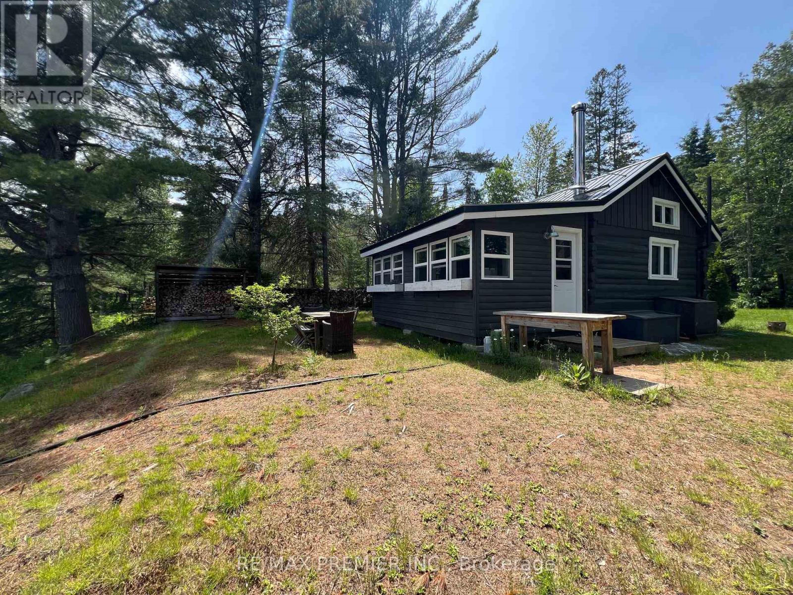 Photo 7 of 1130 Colony Road, Lake Of Bays ON