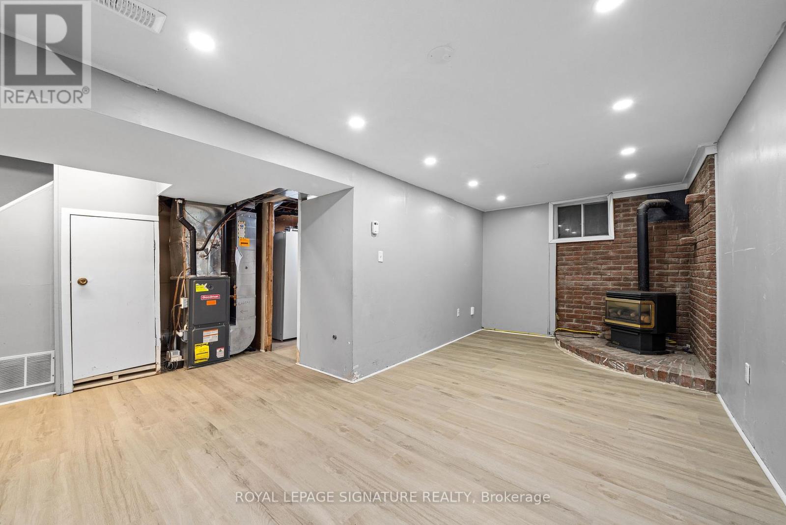 Photo 33 of 32 A Crossley Drive, Port Hope ON