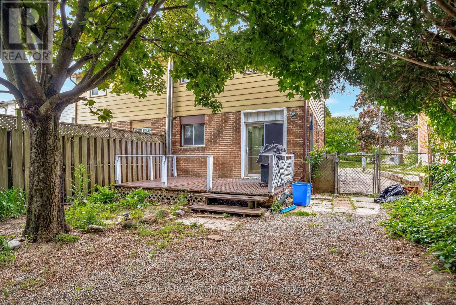 Photo 15 of 32 A Crossley Drive, Port Hope ON