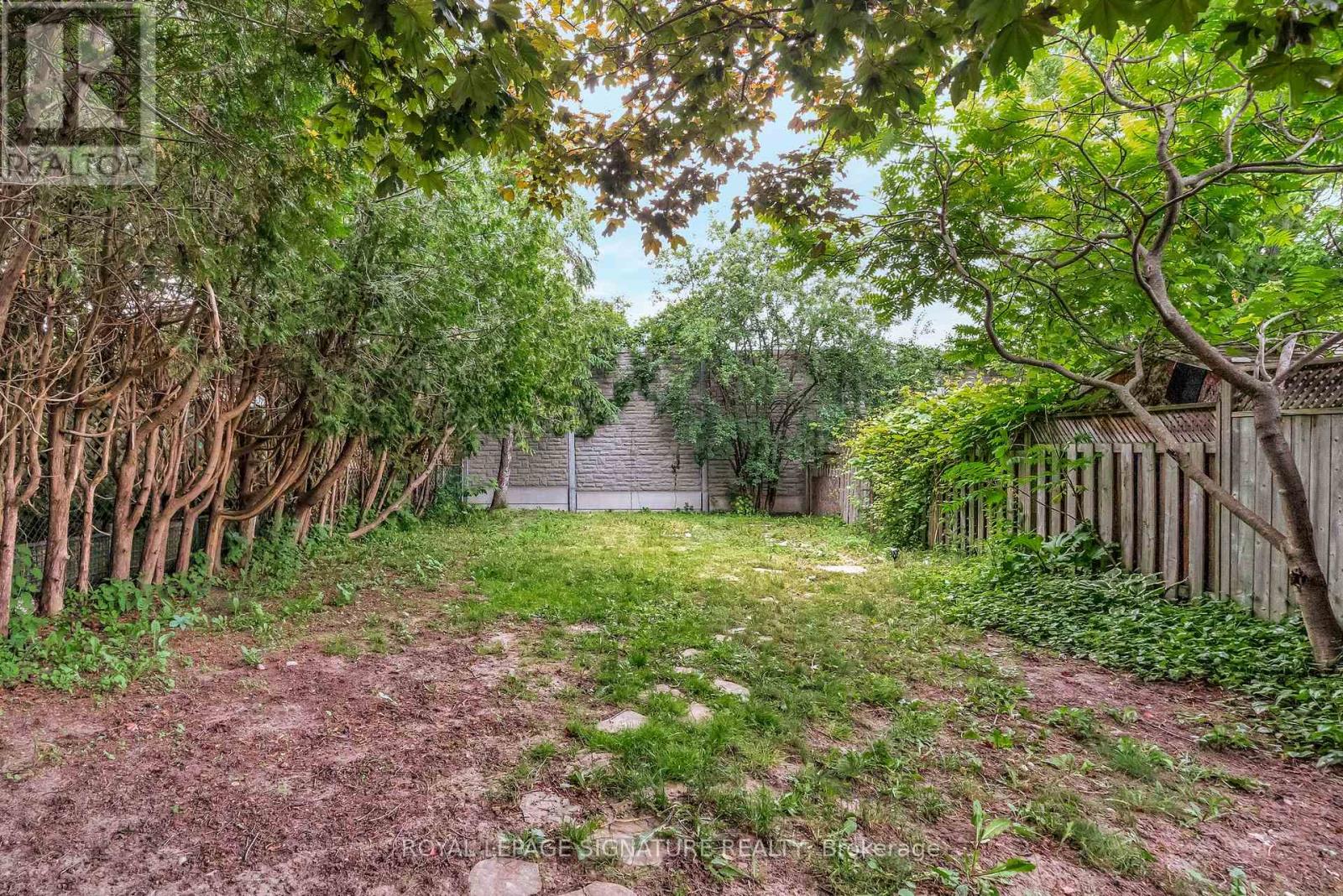 Photo 11 of 32 A Crossley Drive, Port Hope ON