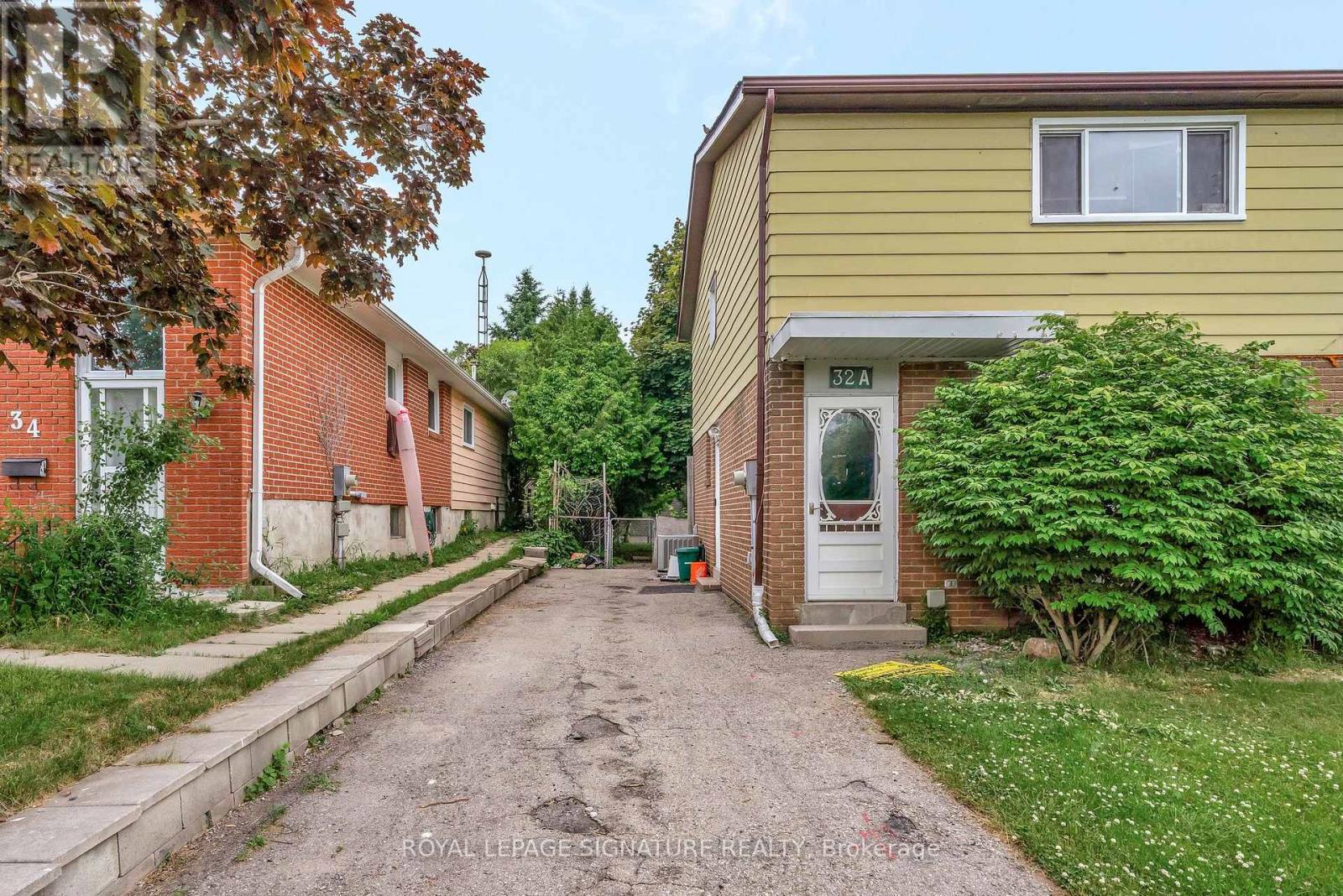 Photo 28 of 32 A Crossley Drive, Port Hope ON
