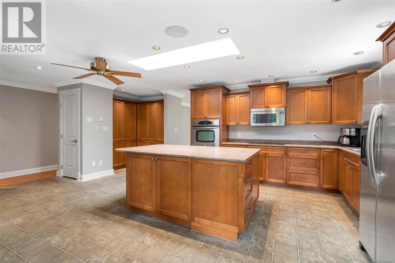 Photo 9 of 7518 Rosevear Rd, Duncan BC