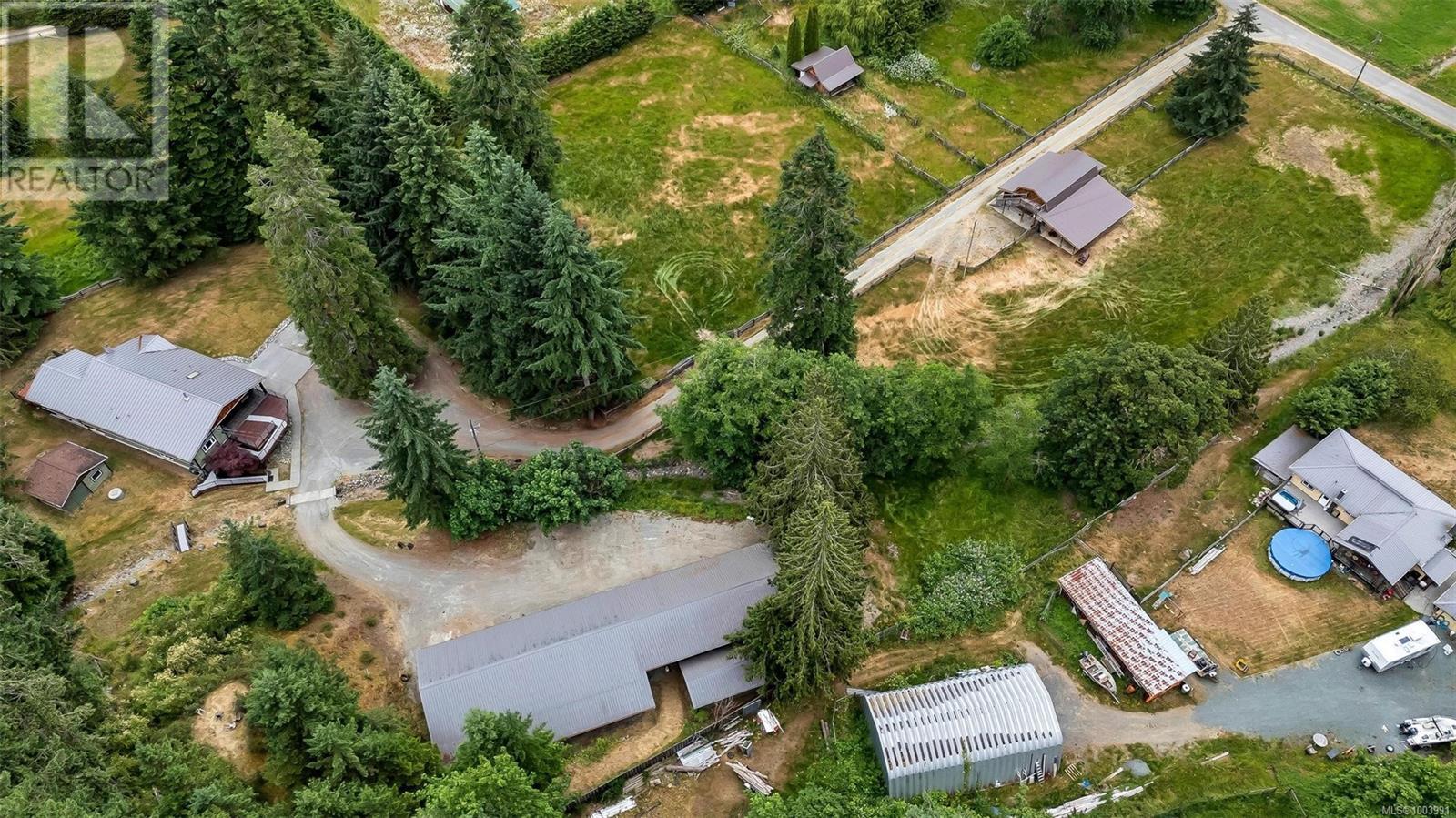 Photo 13 of 7518 Rosevear Rd, Duncan BC