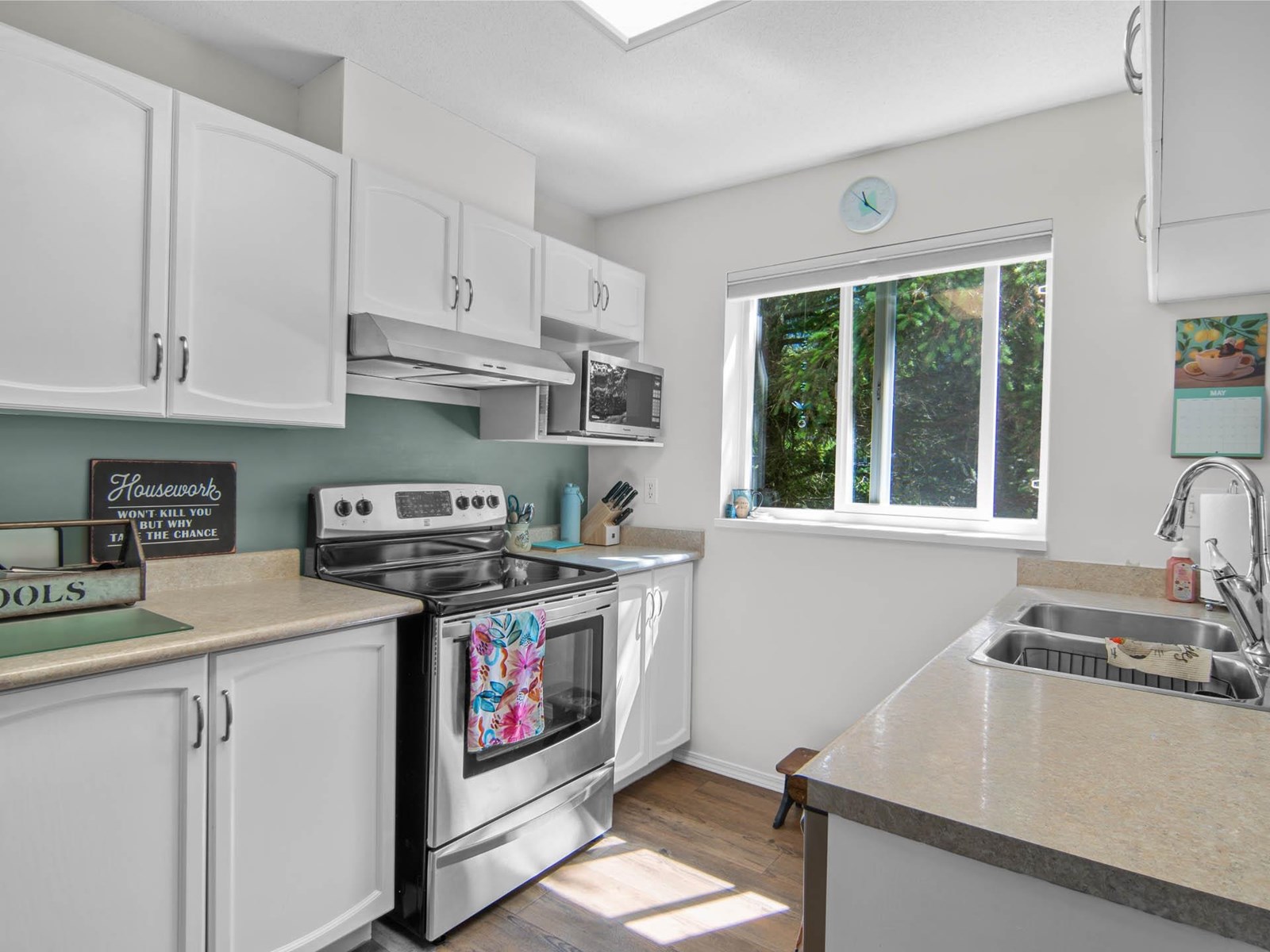 106 170 CEDAR AVENUE, Harrison Hot Springs, Harrison Hot Springs