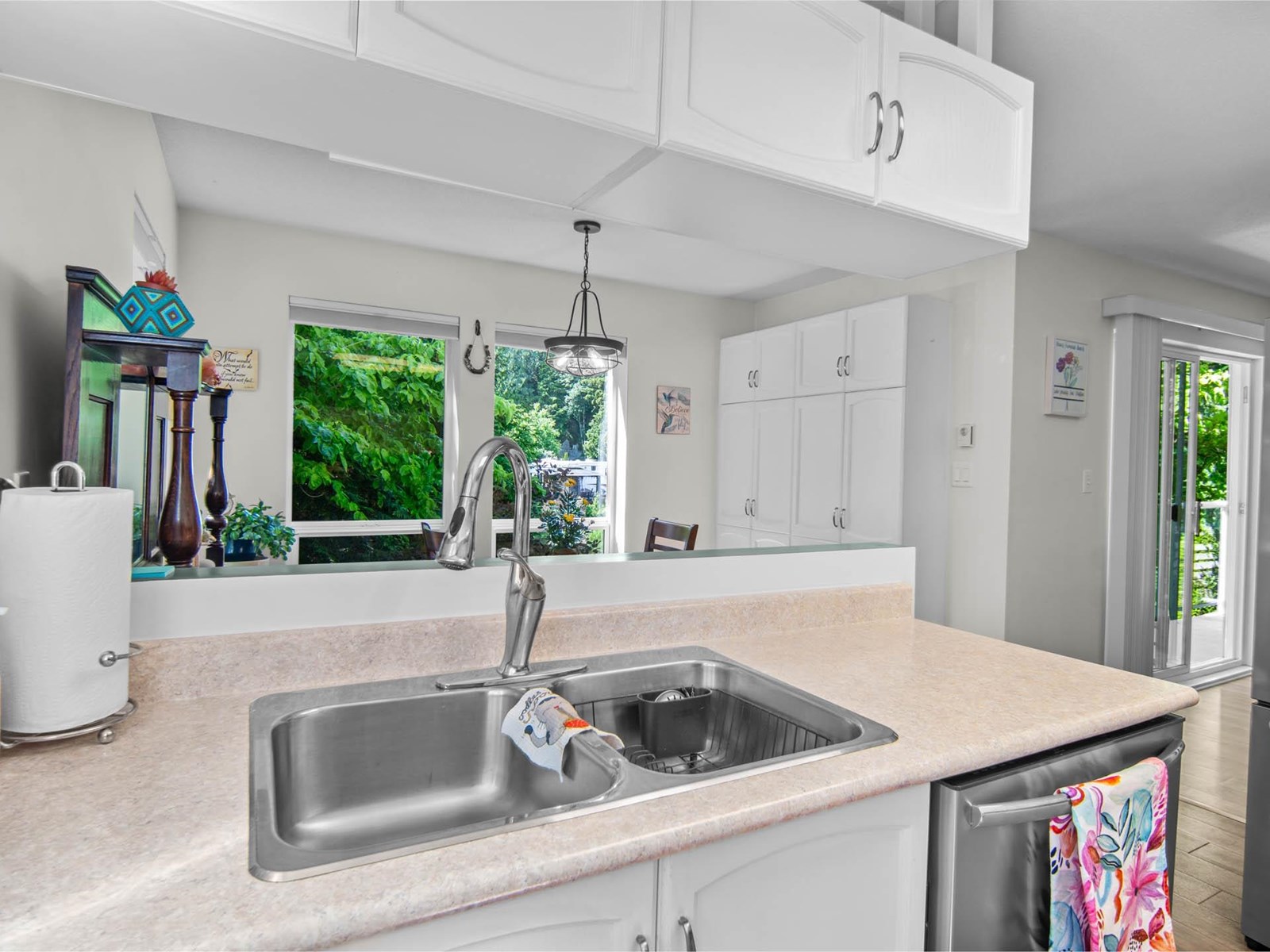 106 170 CEDAR AVENUE, Harrison Hot Springs, Harrison Hot Springs