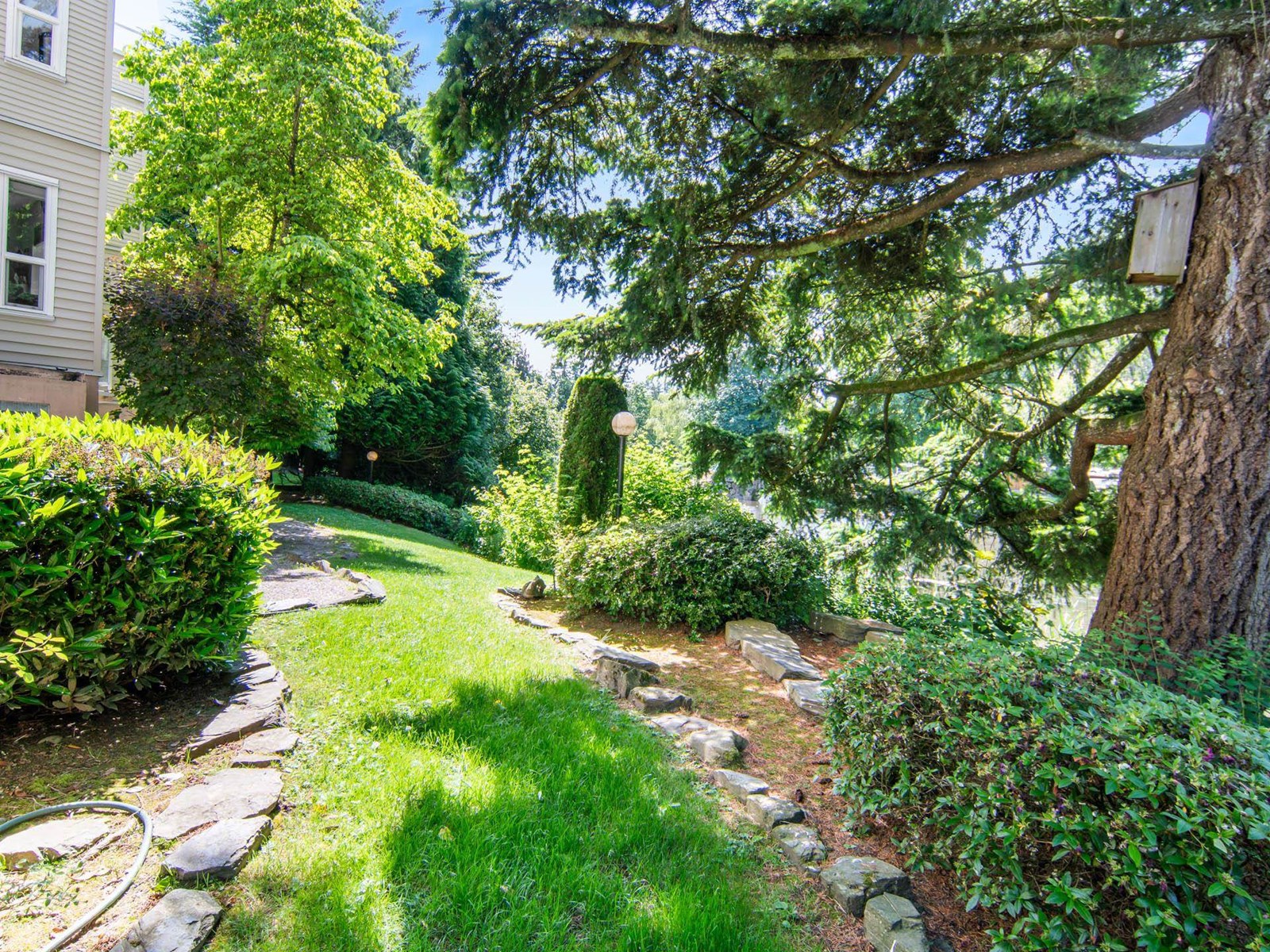 106 170 CEDAR AVENUE, Harrison Hot Springs, Harrison Hot Springs