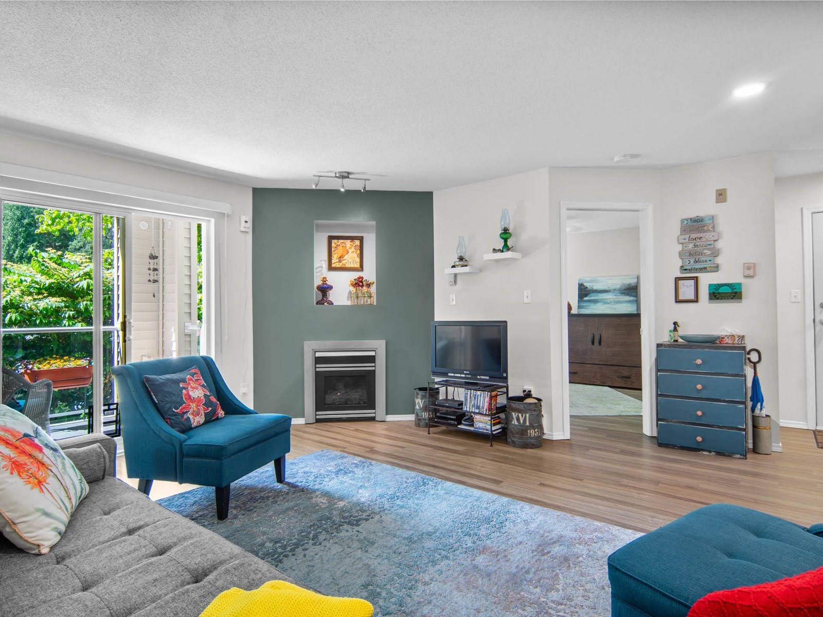 106 170 CEDAR AVENUE, Harrison Hot Springs, Harrison Hot Springs